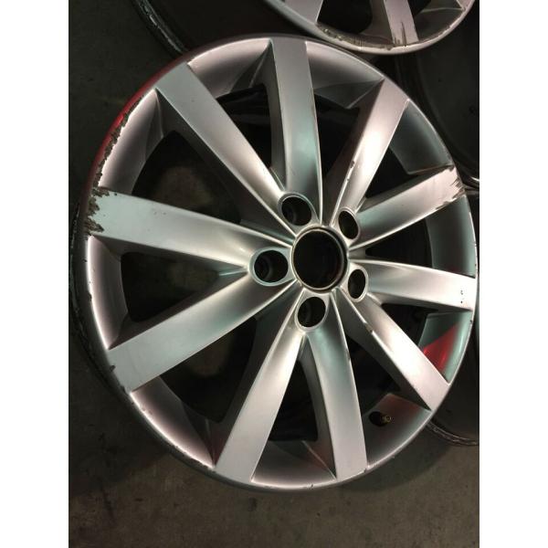 N^4 cerchi in lega originali 17&quot; Vw golf 6 2011