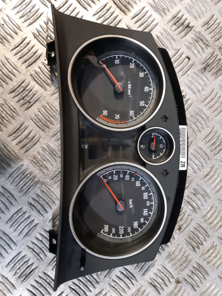 Tachimetro Opel zafira 1.8b 2008 TACH297 13225978