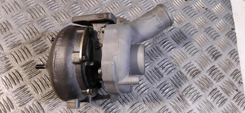 Turbina Audi A6 3.0 tdi REVISIONATA 059145702-S