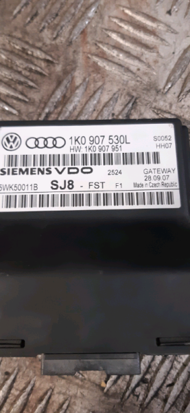 Centralina ECU Vw Caddy 1.9D 2008 1K0907530 CEVU808