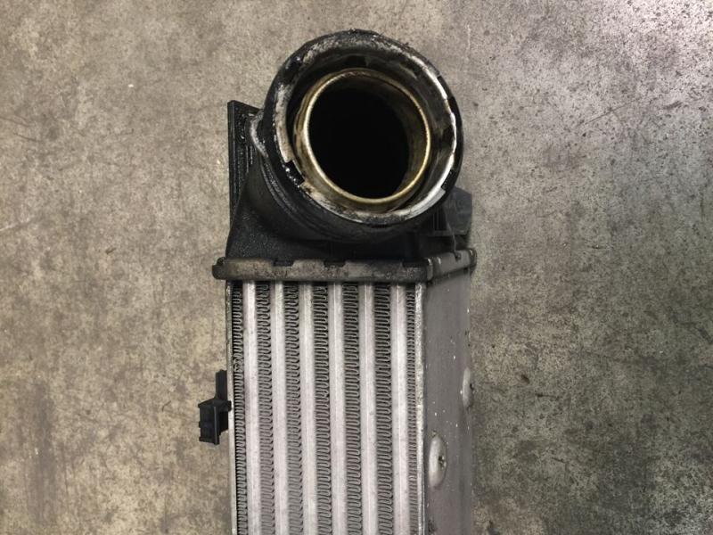 Intercooler BMW 320D 2.0TB 2010 779878802 INCO189