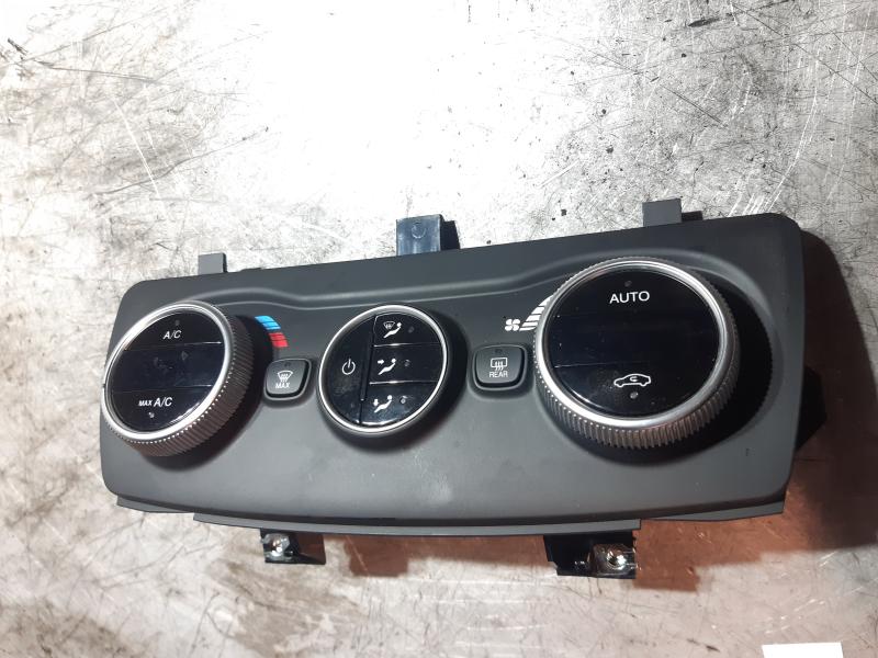 COMANDI CLIMA FIAT TIPO 1.6MJ 2021 5P 07357538210 PULS1258