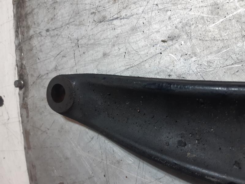 TRAPEZIO ANTERIORE DESTRO PEUGEOT PARTNER 1.6B TYPEE MECC4481