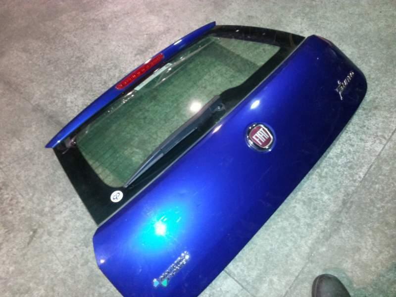 Bagagliaio posteriore fiat grande punto 2010 blu