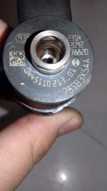 Iniettori Bosch Fiat / Alfa / Lancia 2.4 MJ - 0445110213 -