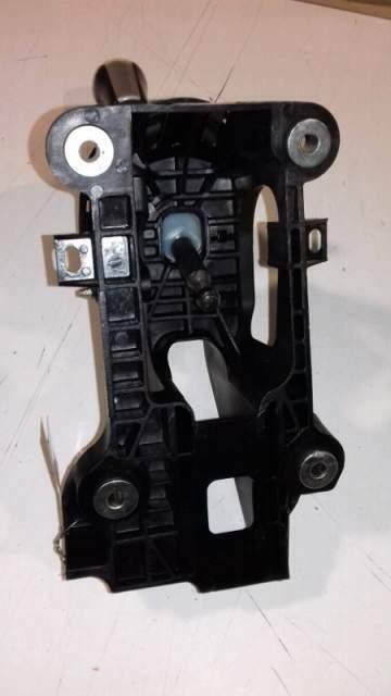 Leva cambio Toyota Yaris 1.3 benzina 5 porte del 2008 6070200001 CVMU029