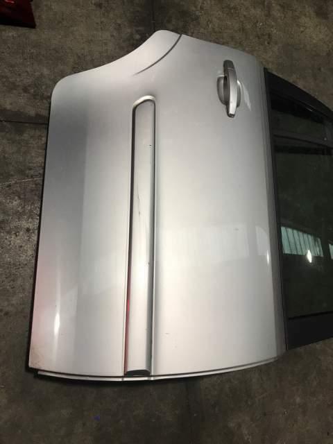 Portiera posteriore destra Opel zafira &quot;2007&quot; grigio chiaro