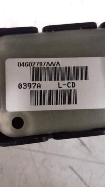 Pulsantiera alzavetro post sx Chrysler 300C &quot;2008&quot; 04602787AA PULS512