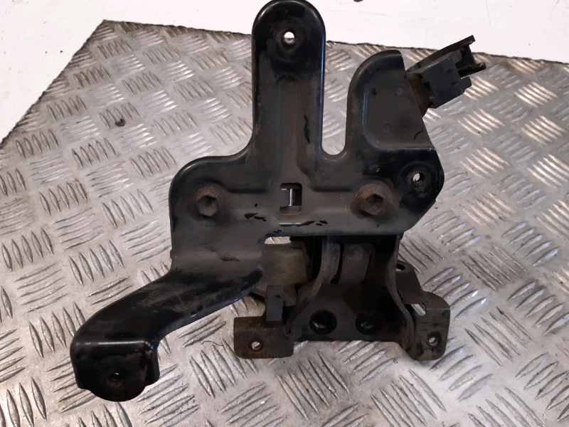 Supporto motore Toyota rav4 2.0td 2003 SUPP742