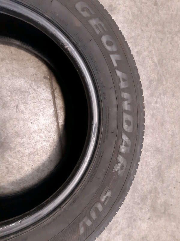 N.2 gomme Yokohama geolandar suv 235 60R16 104V GOMMUS118