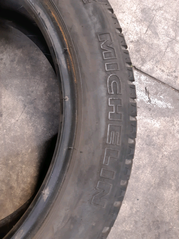 N.2 gomme estive Michelin 175 55R15 77T GOMMUS127