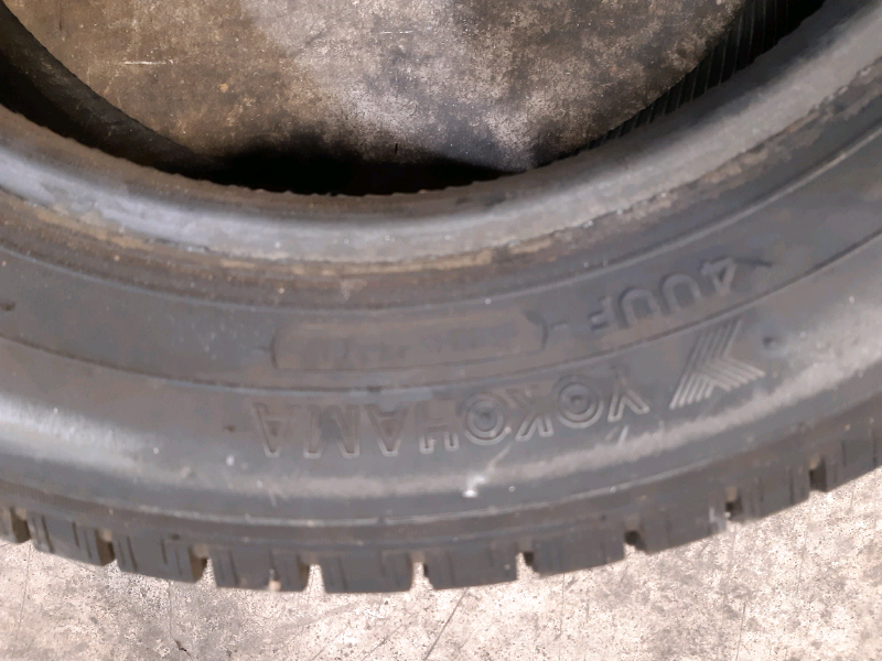 N.2 gomme m+s Yokohama 155 65R13 73Q GOMMUS138