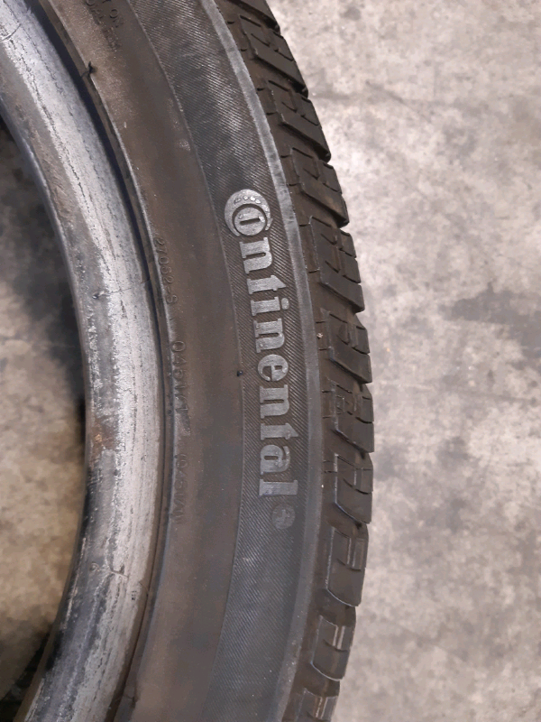 N.2 gomme estive Continental 145 65R15 72T GOMMUS144