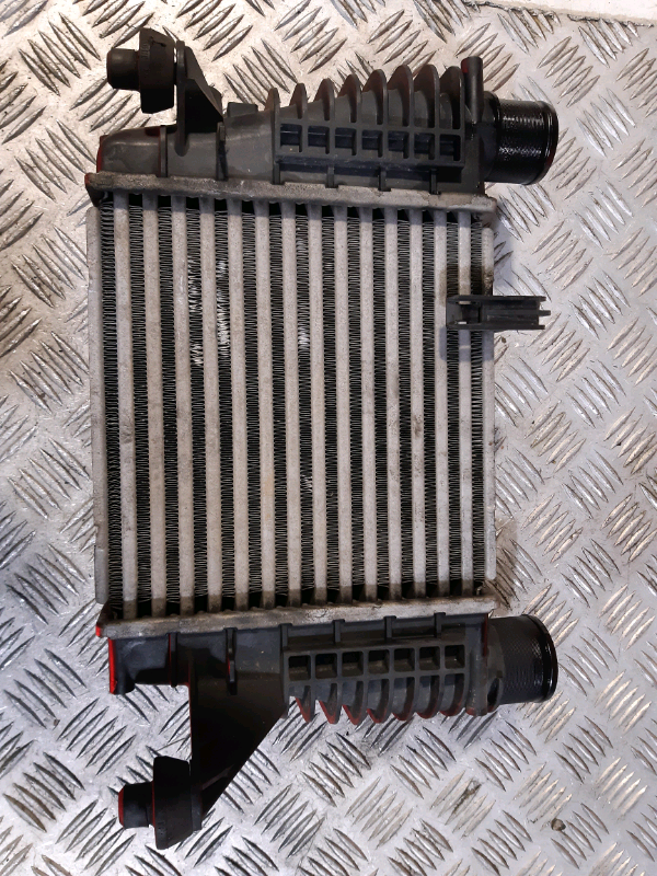 Radiatore intercooler Nissan NV200 1.5dci 2014 INCO169 14461EM00A