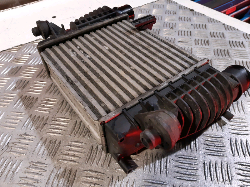 Radiatore intercooler Nissan NV200 1.5dci 2014 INCO169 14461EM00A