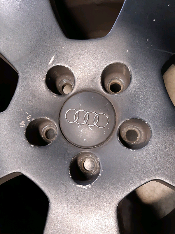 N.4 cerchi in lega Audi A3/A4 17&quot; 7,5jx17H2 ET56