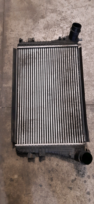 Radiatore intercooler Vw passat SW 2.0tdi 2009 INCO177