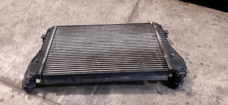 Radiatore intercooler Vw passat SW 2.0tdi 2009 INCO177