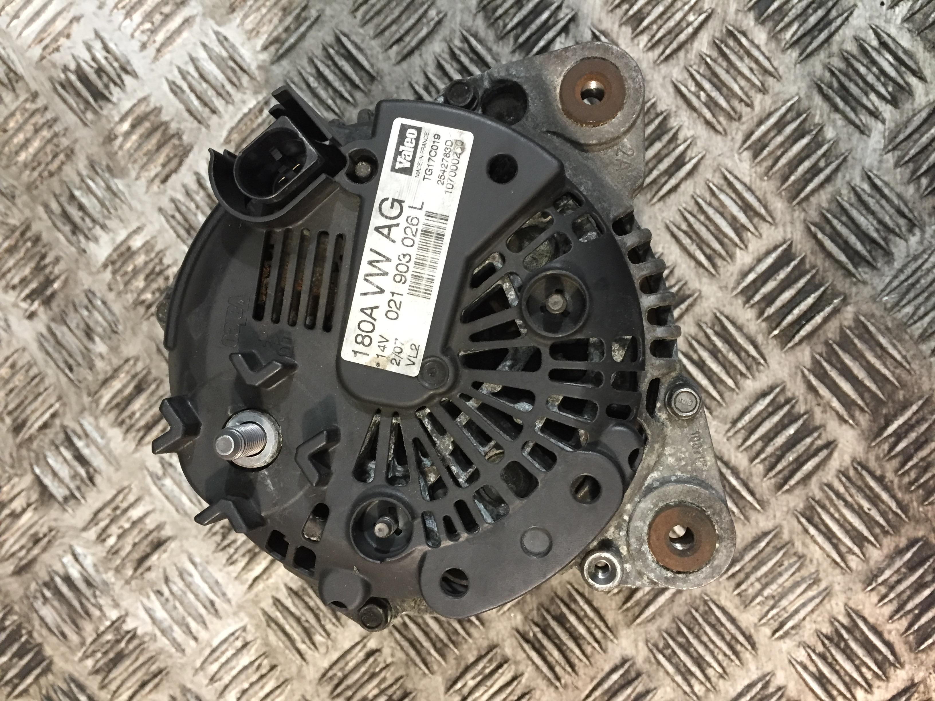 Alternatore VW PASSAT 2.0 TDI BMP 021903026 ALT719