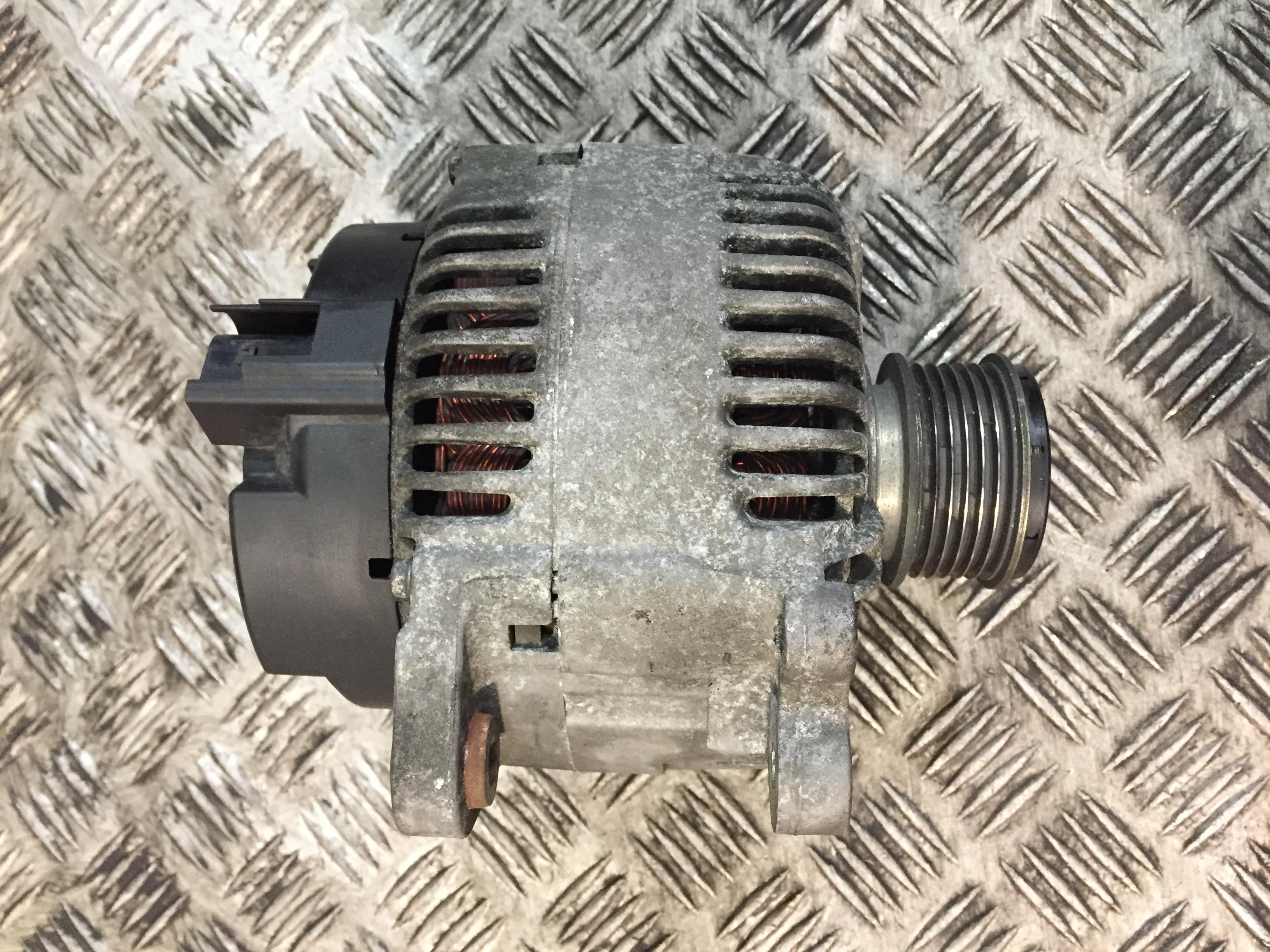 Alternatore VW PASSAT 2.0 TDI BMP 021903026 ALT719