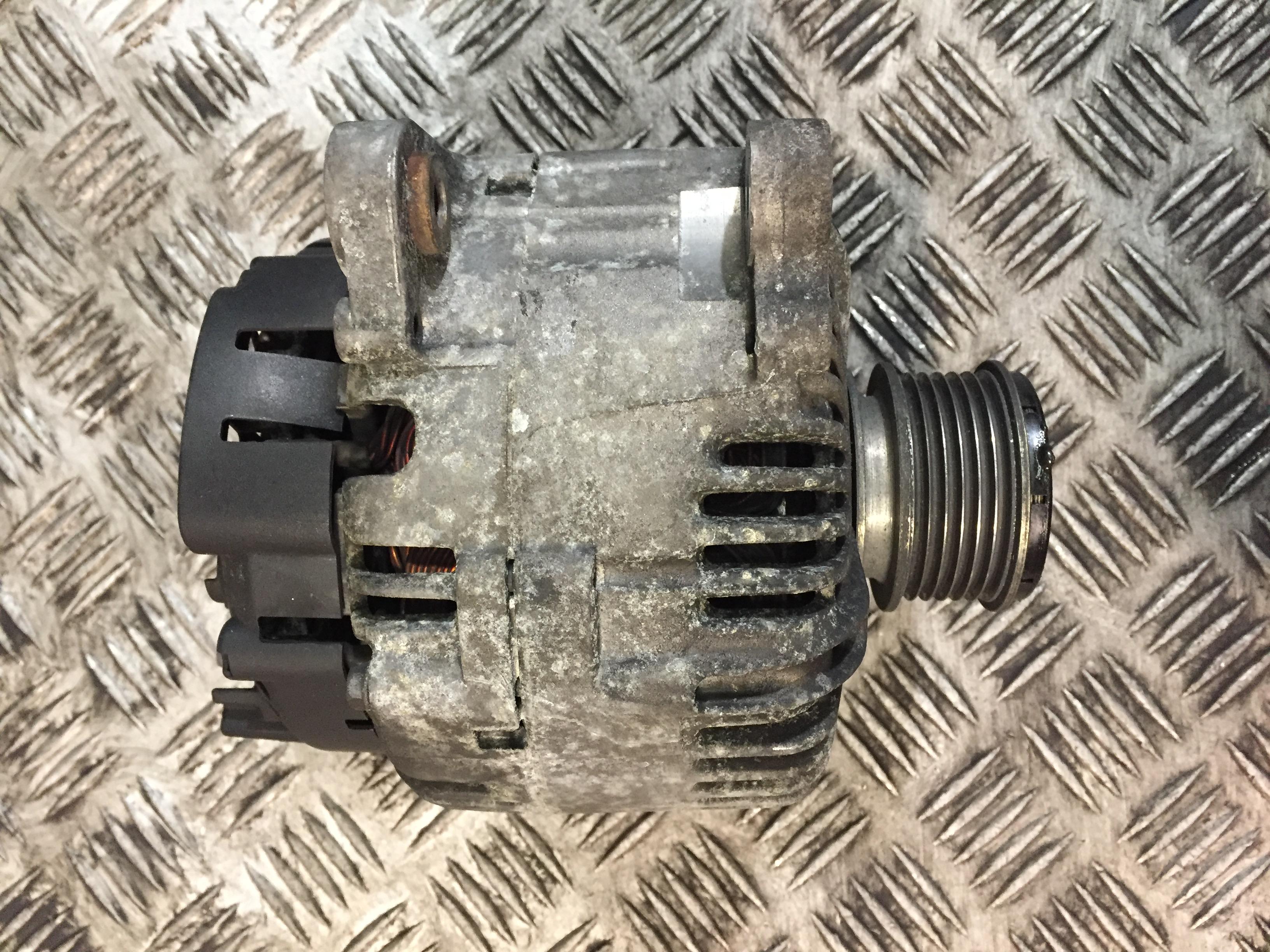 Alternatore VW PASSAT 2.0 TDI BMP 021903026 ALT719