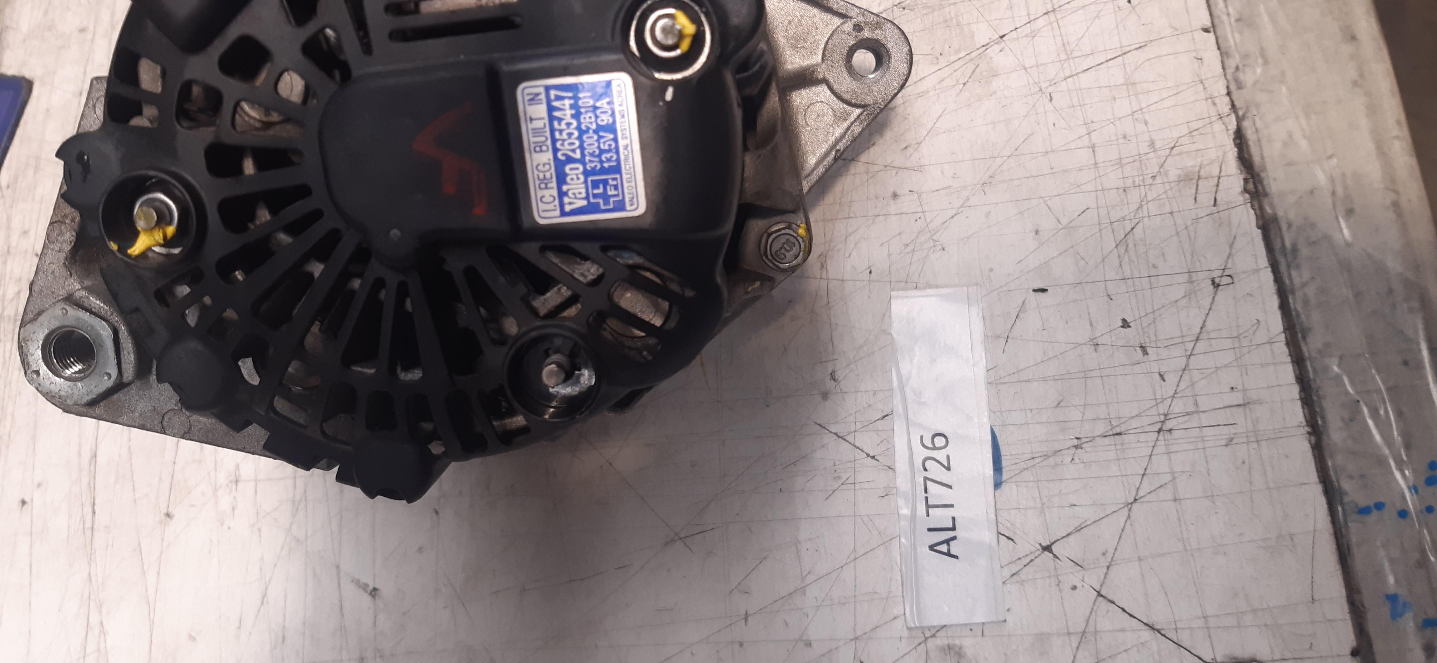 Alternatore Hyundai veloster 4porte anno 2013 373002B101 ATL726