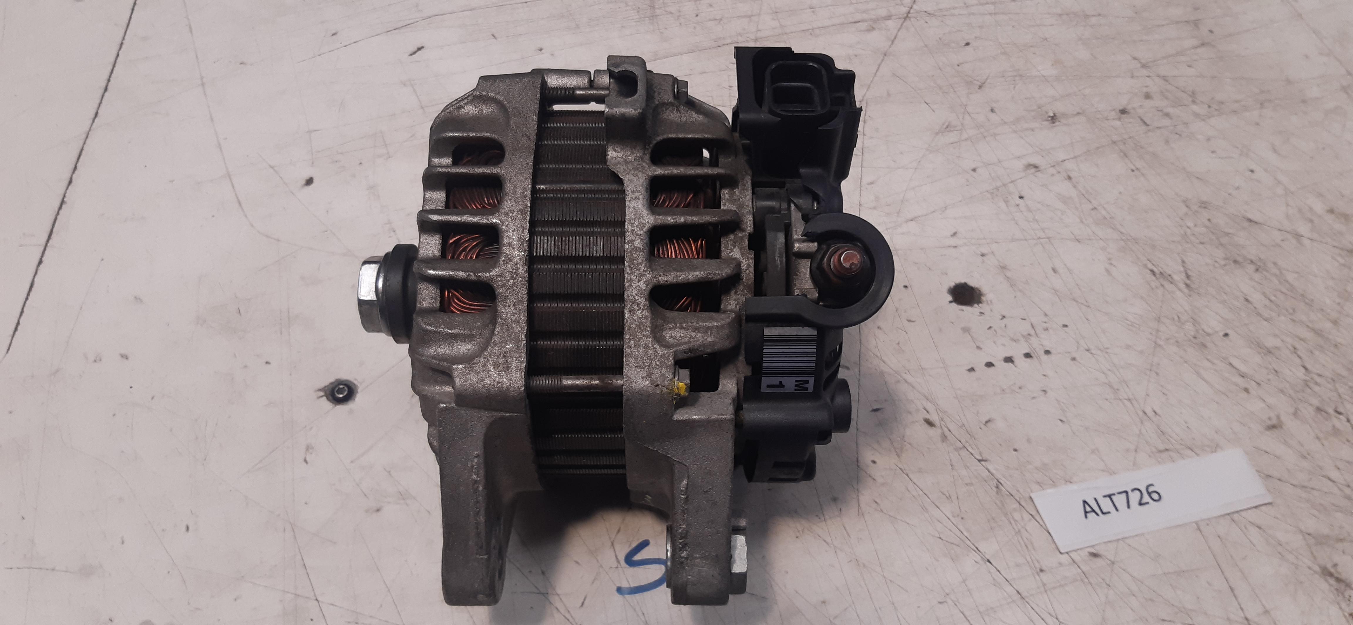 Alternatore Hyundai veloster 4porte anno 2013 373002B101 ATL726