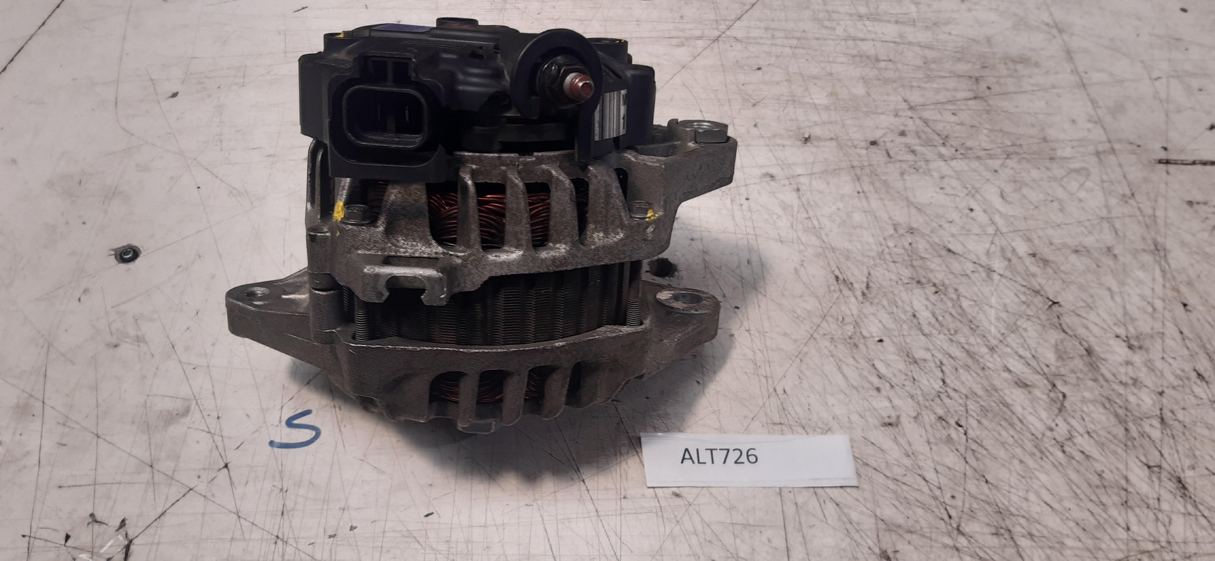 Alternatore Hyundai veloster 4porte anno 2013 373002B101 ATL726