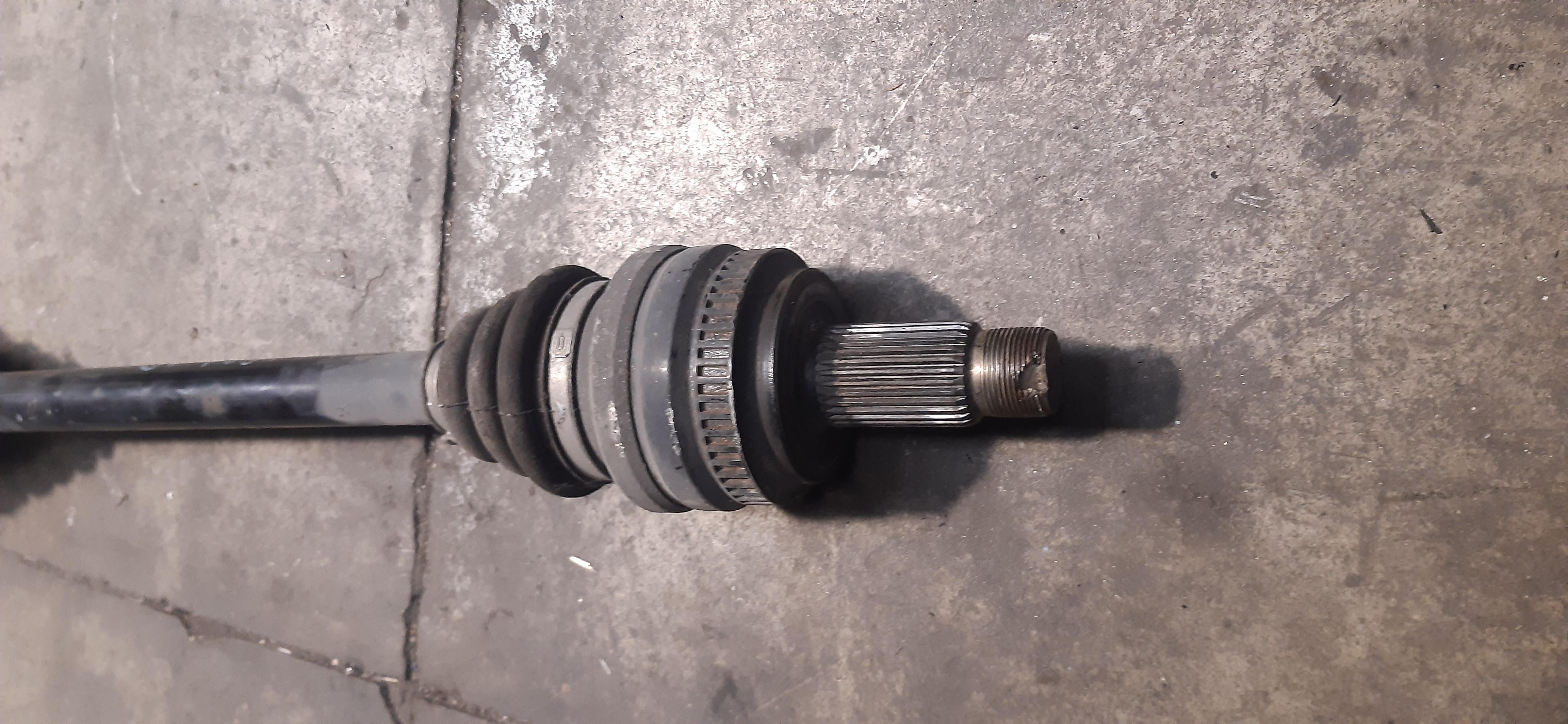 Semiasse Post SX BMW X3 2.0TD 2006 204D4 7537607 MECC660