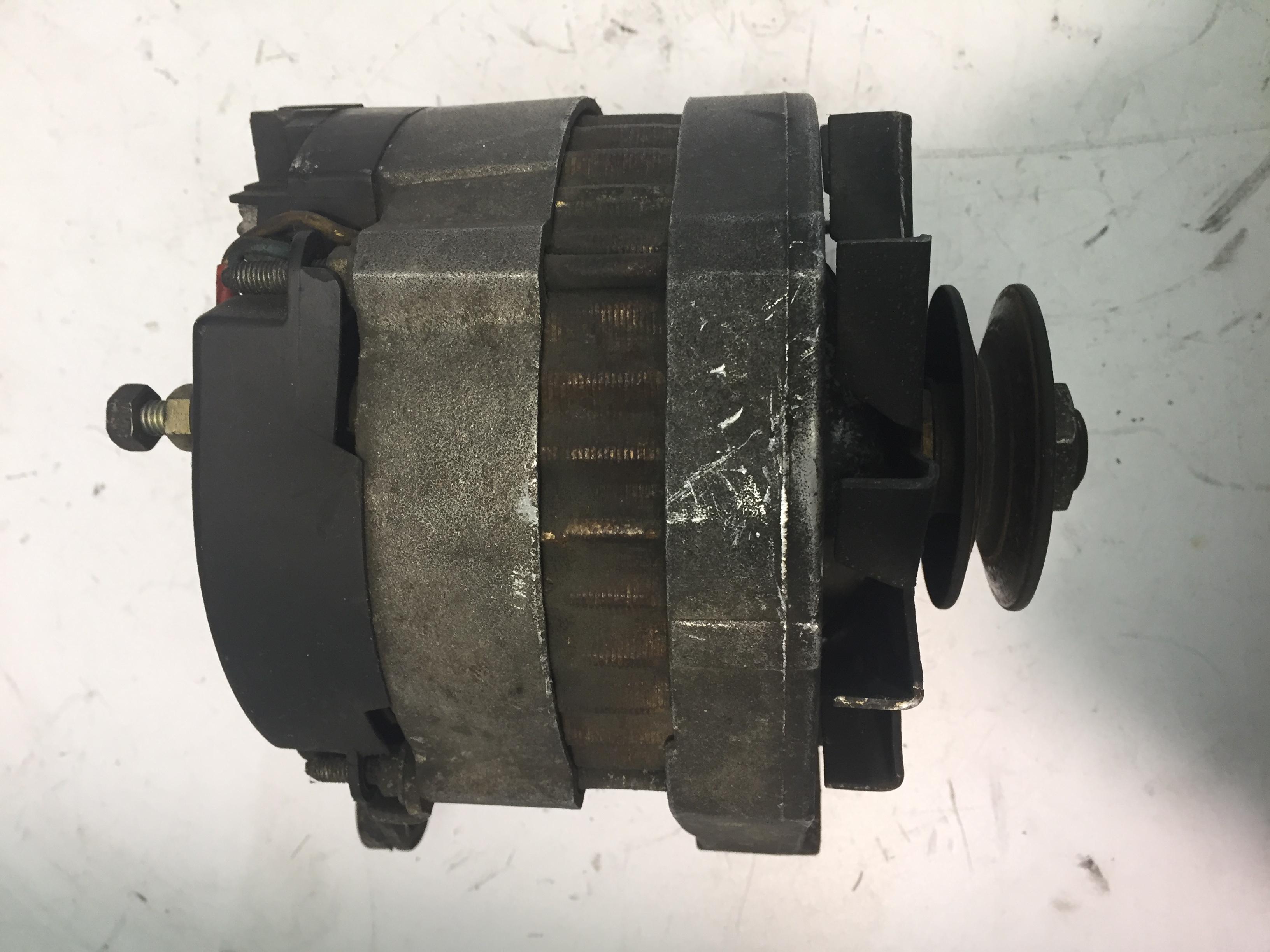 Alternatore RENAULT 4 1.1B 1990 688D7 2101838 ALT728