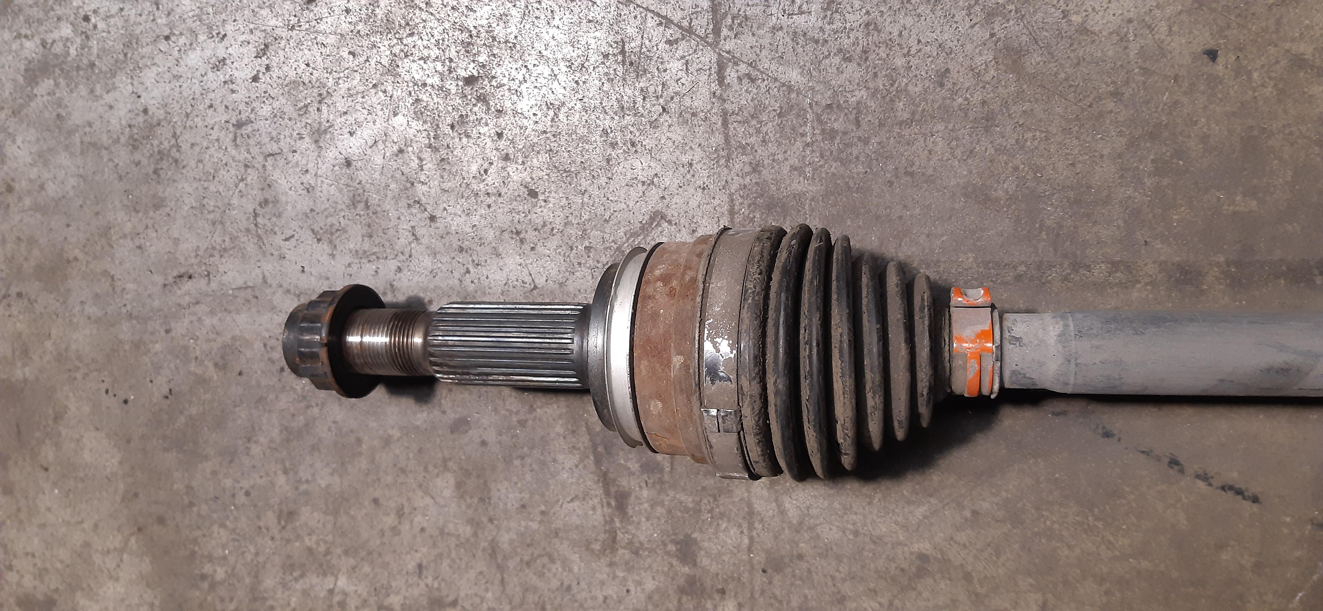 Semiasse Post SX Toyota Rav4 2.2TD 4X4 2009 2AD MECC854