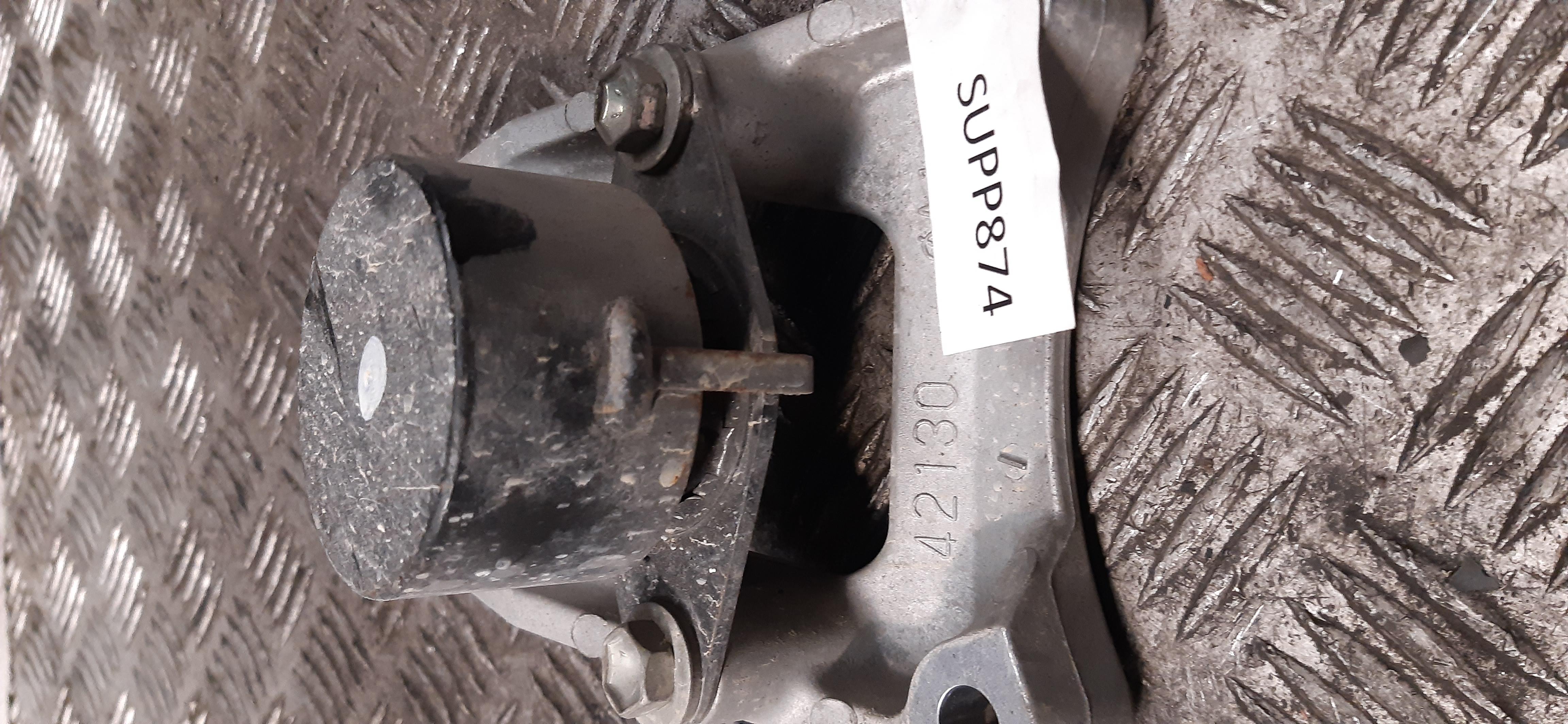 Supporto Post SX Toyota Rav4 2.2TD 4X4 2009 2AD SUPP874