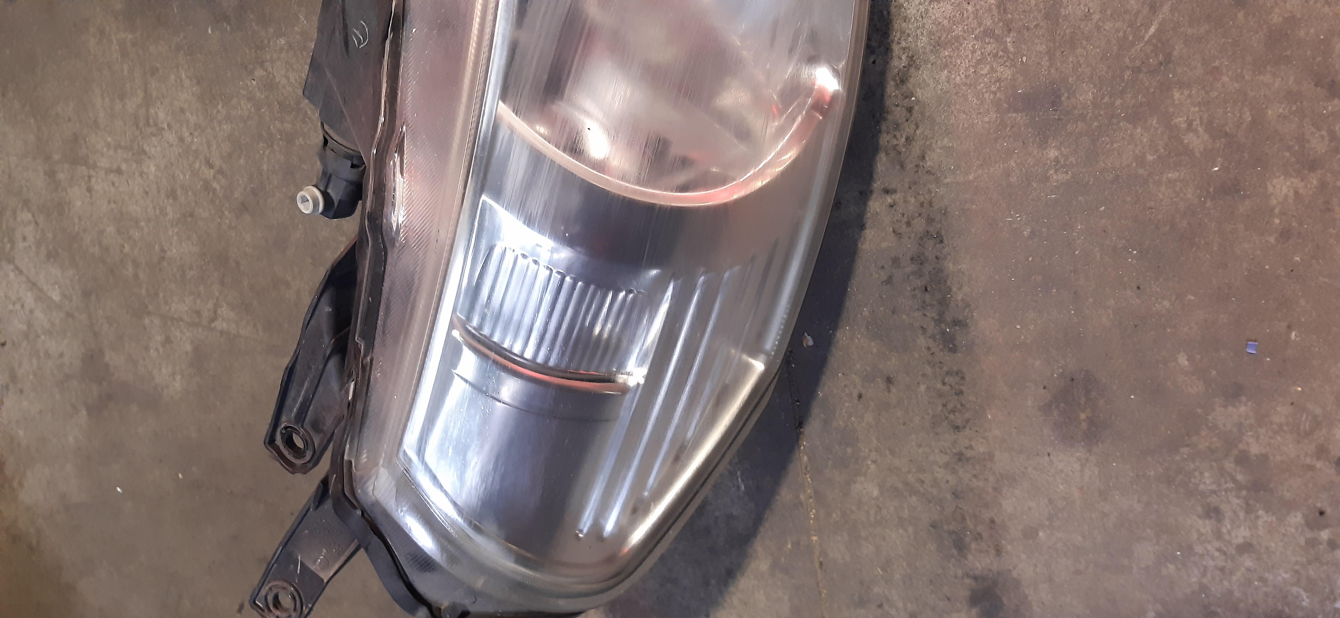 Faro Ant DX Fiat 16 2.0MJ 2013 5P 1006684 FANU1203