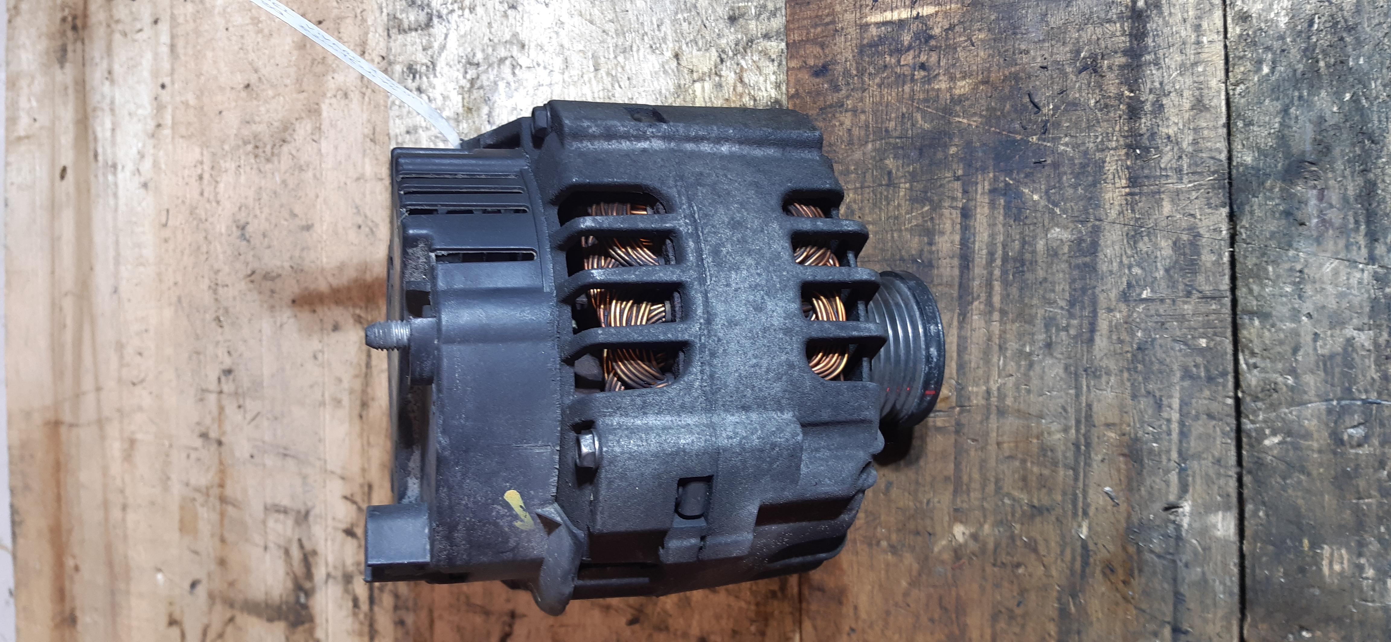 Alternatore Opel Vivaro 1.9CDTI F9Q 8200162474 ALT310