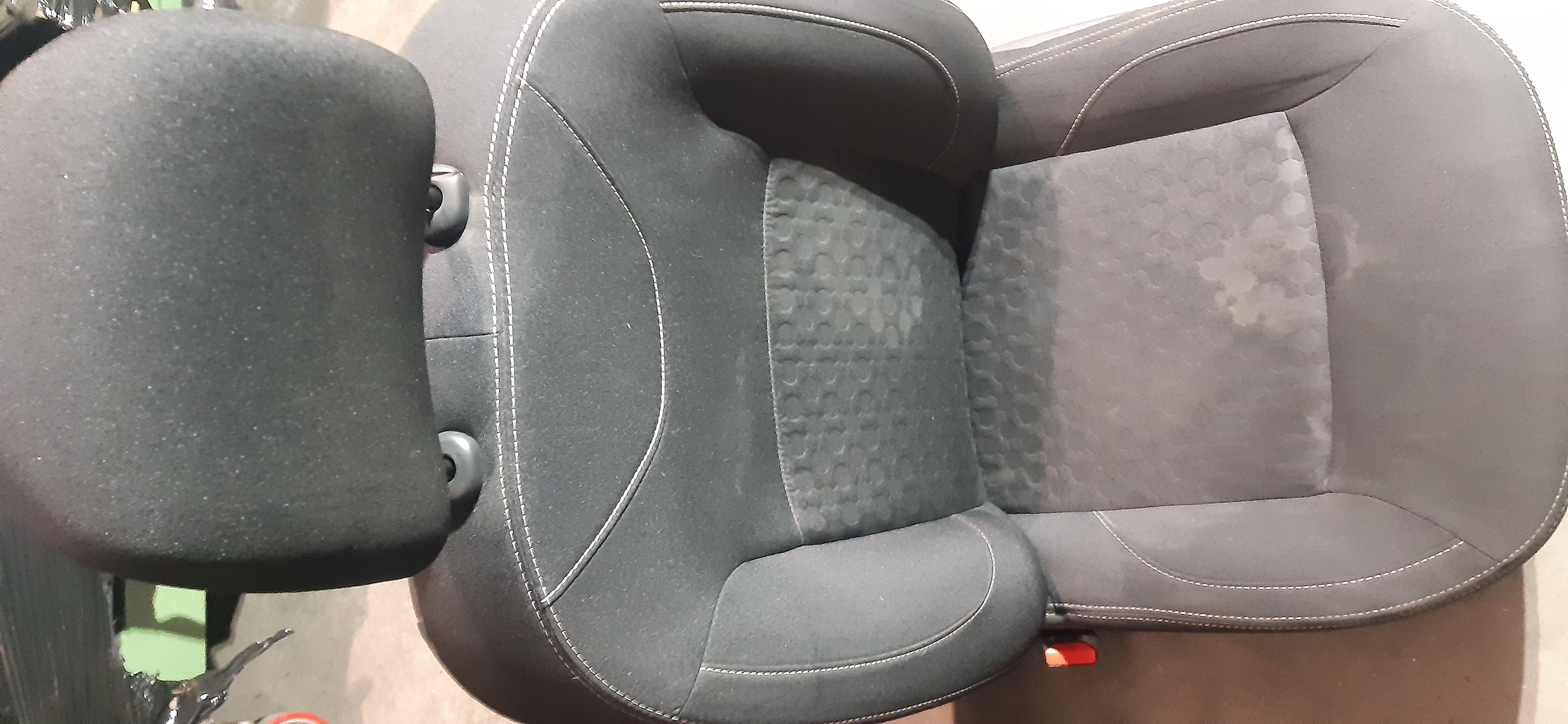 Interno completo di pannelli in Tessuto Nero e Grigio Dacia Logan MCV 5P 2015 