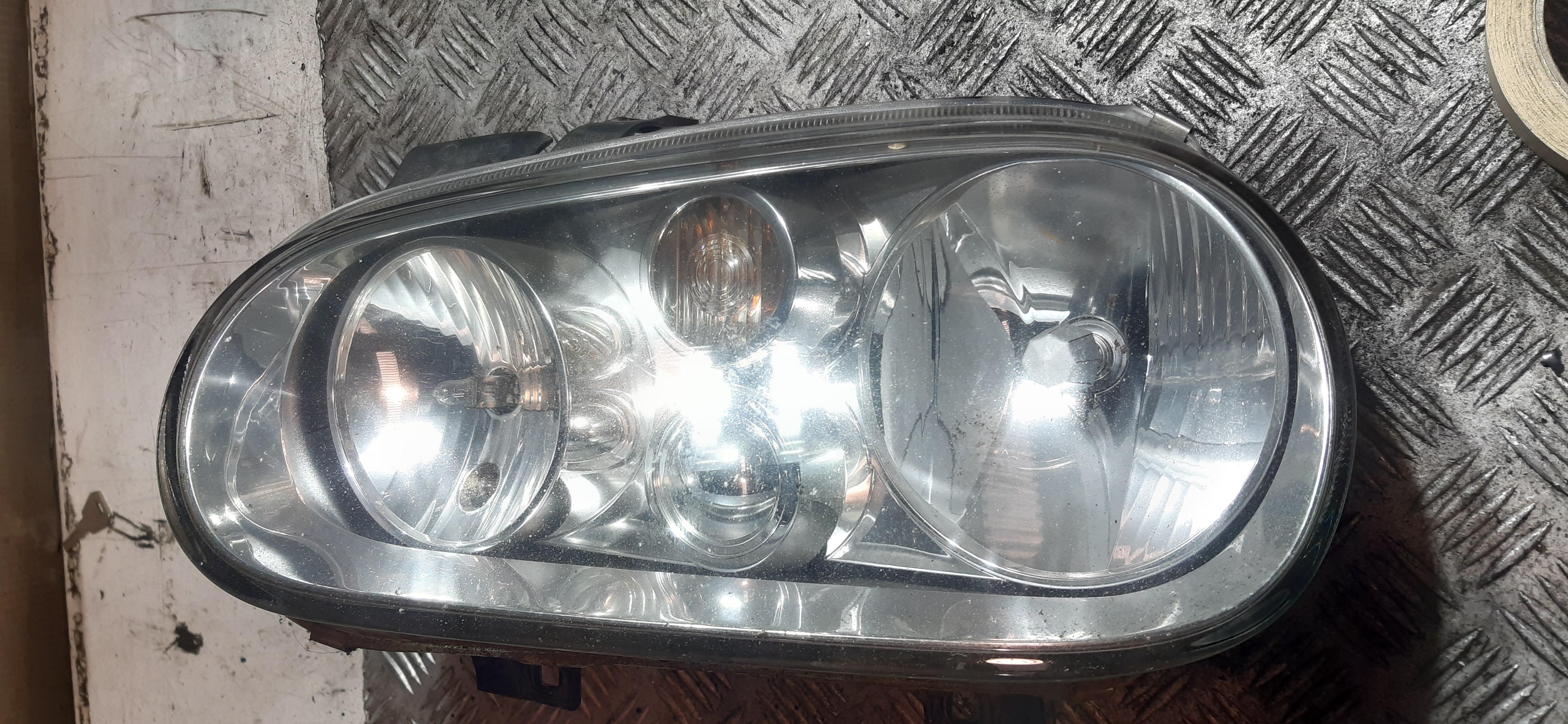 Faro Ant SX VW Golf 4 1.9TDI 2002 5P 15014500 FANU1310