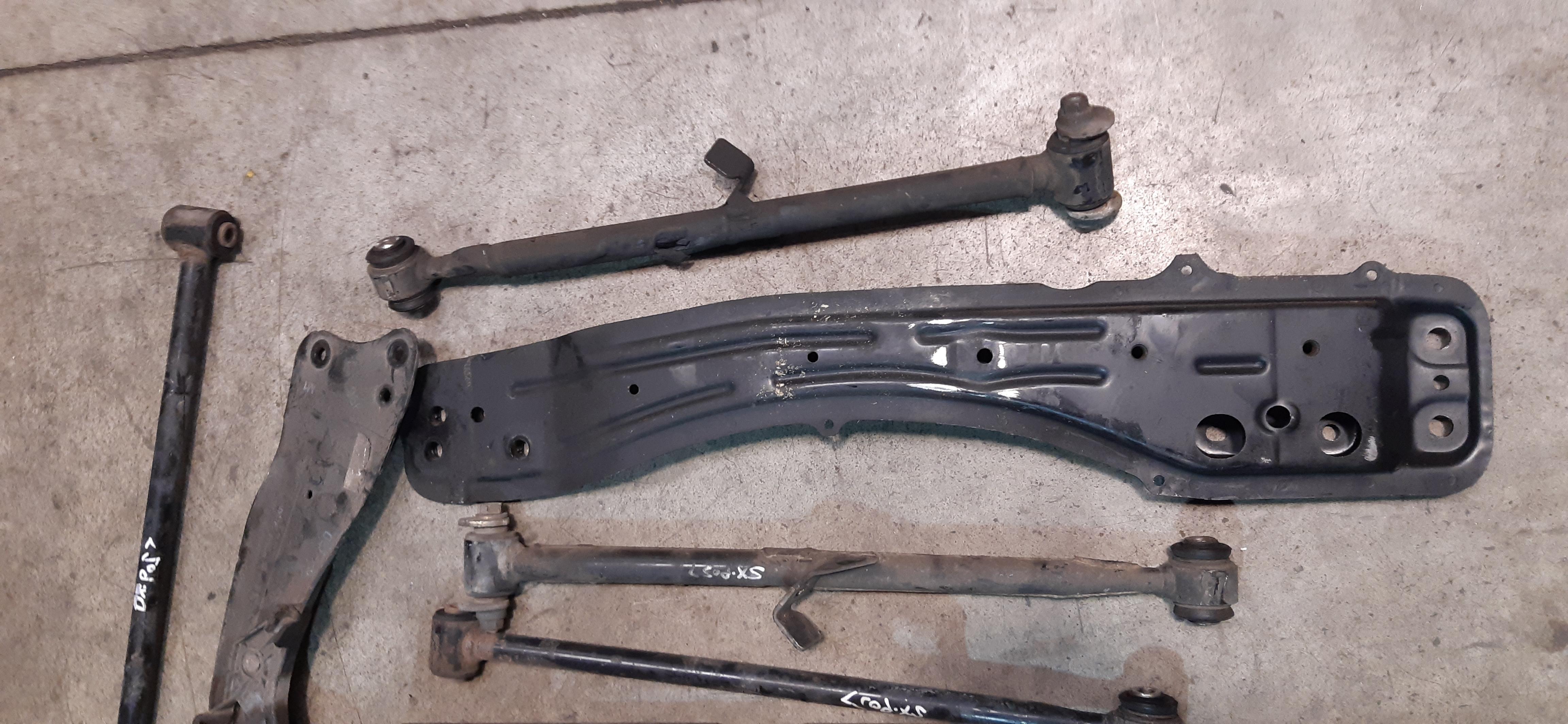 Culla differenziale più ponte assale posteriore Toyota Rav4 2.2TD 4X4 2009 MECC2061