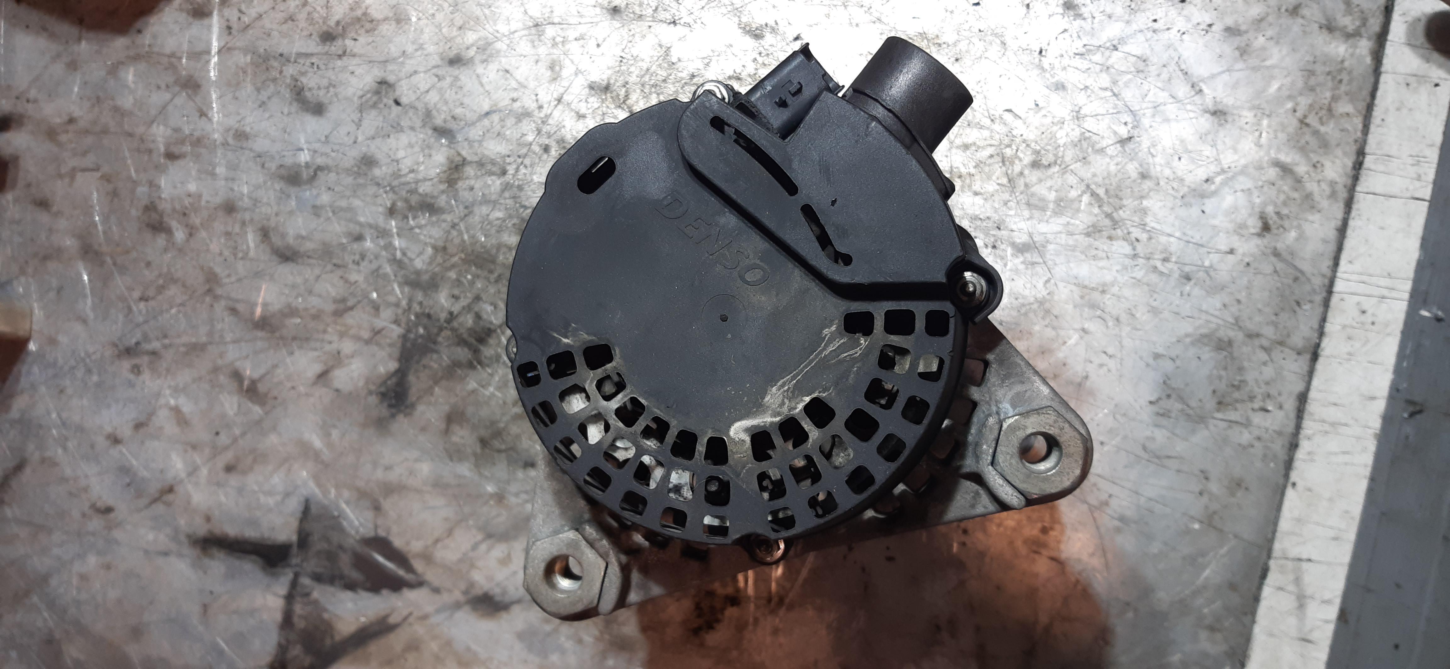 Alternatore Peugeot 208 1.2B 2014 HM01 9806007480 ALT795