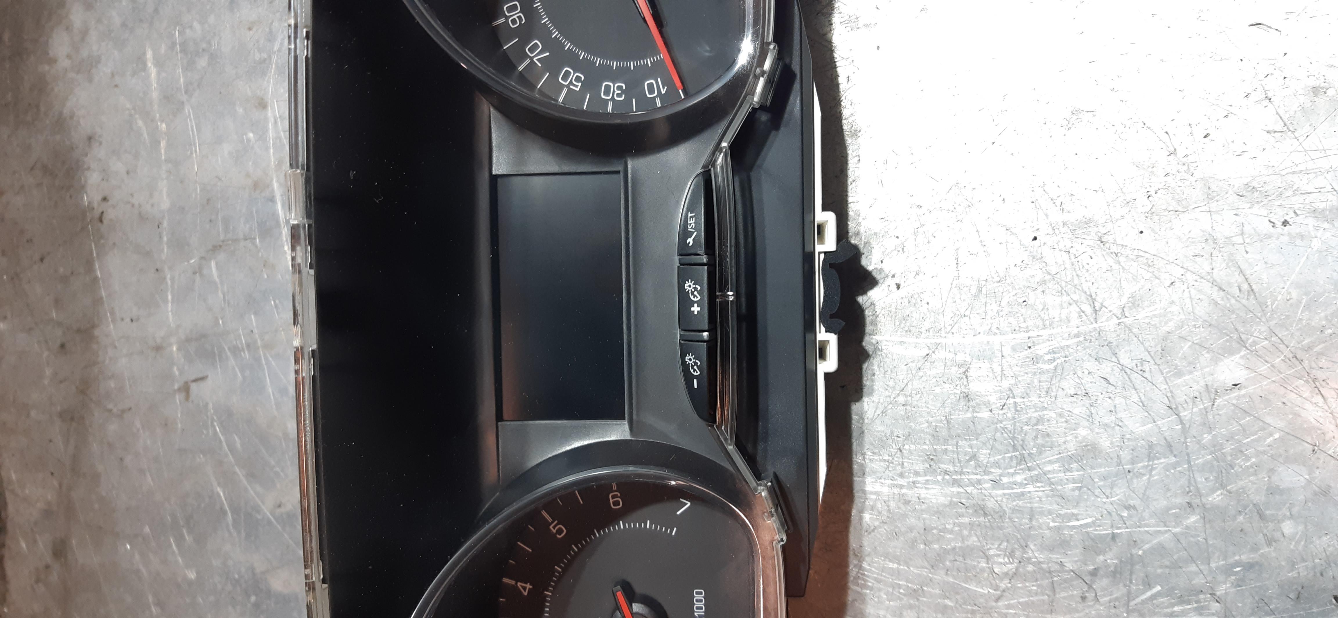 Tachimetro Peugeot 208 1.2B 2014 5P 9805400380 TACH364