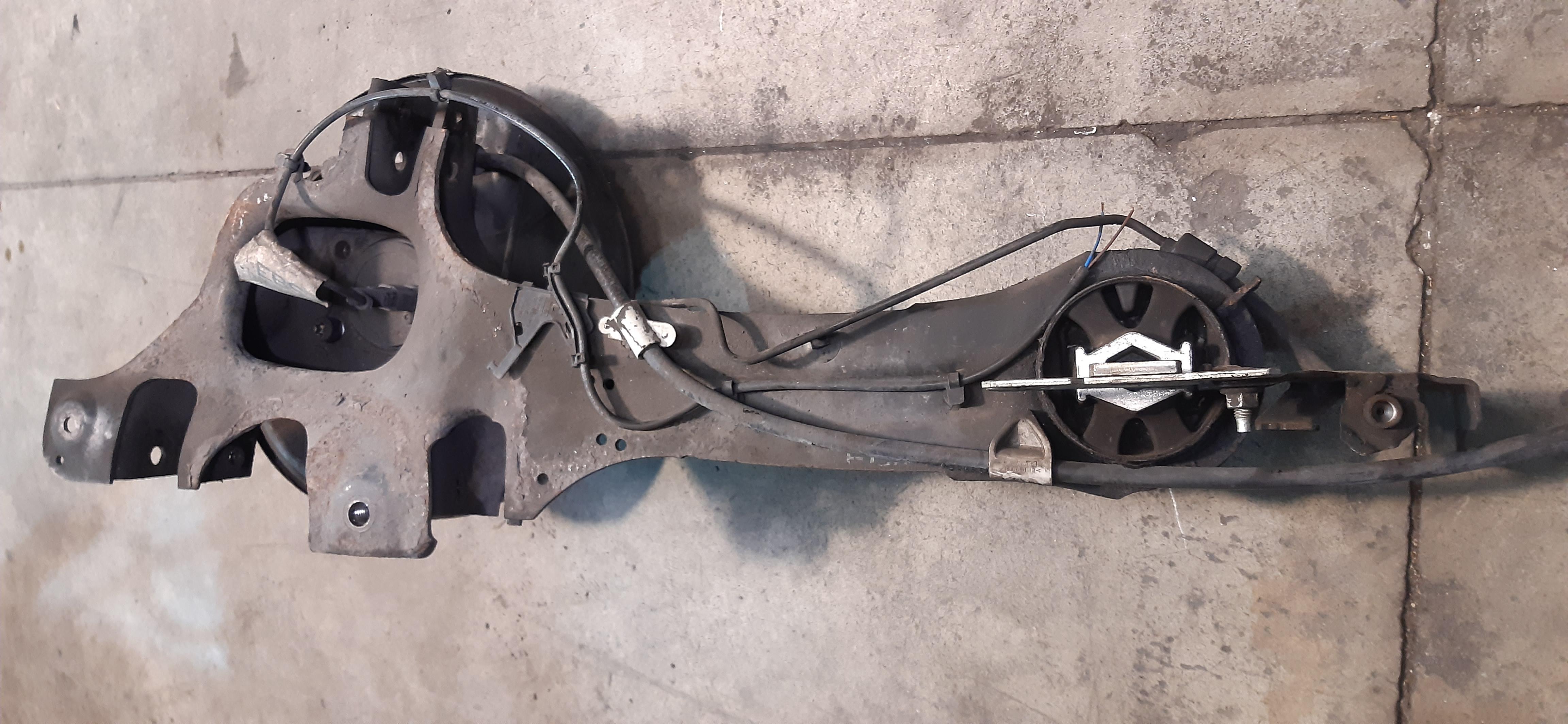 Mozzo Post SX più braccio Ford S-MAX 1.8TDCI 2008 MECC2272