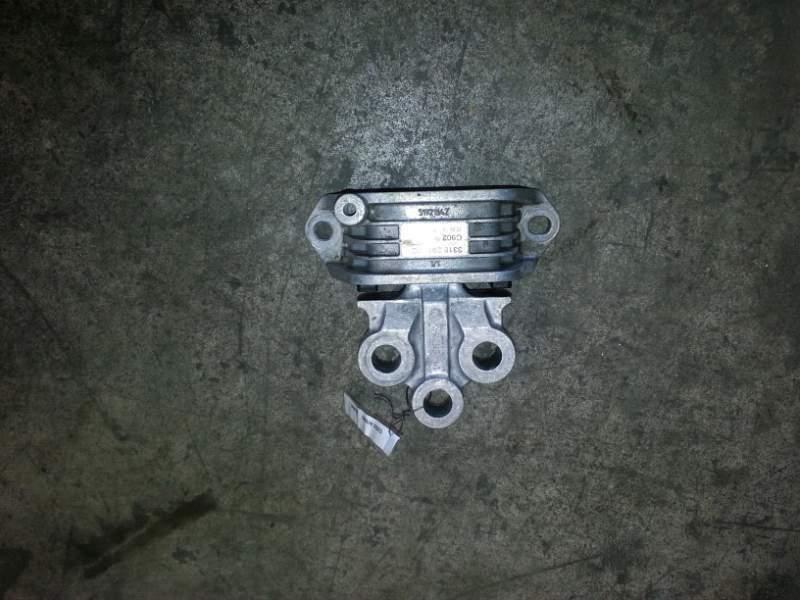 Supporto motore TRB 1.4 fiat 500L cod.51921643