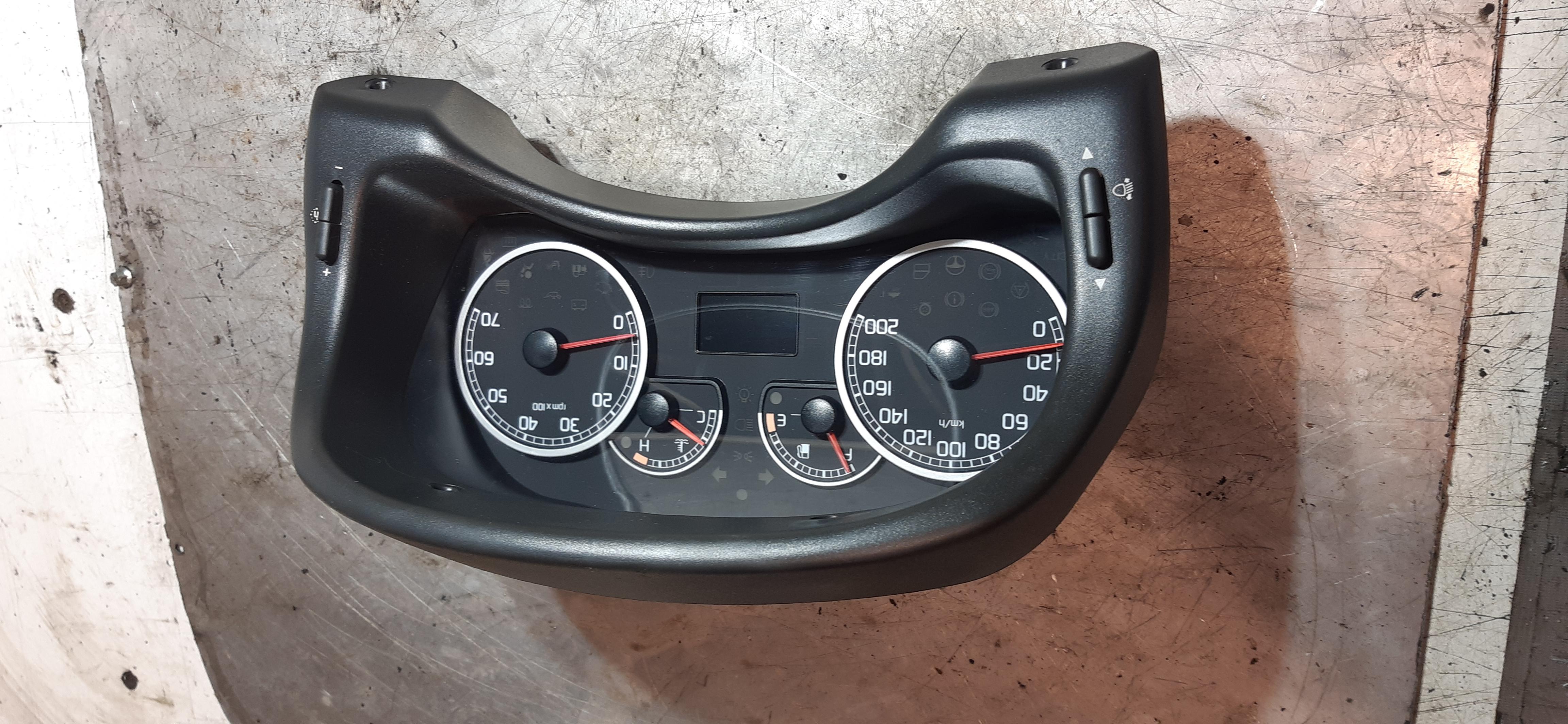 Tachimetro Fiat Punto 3° Serie 1.2B 2010 5P 51873179 TACH366