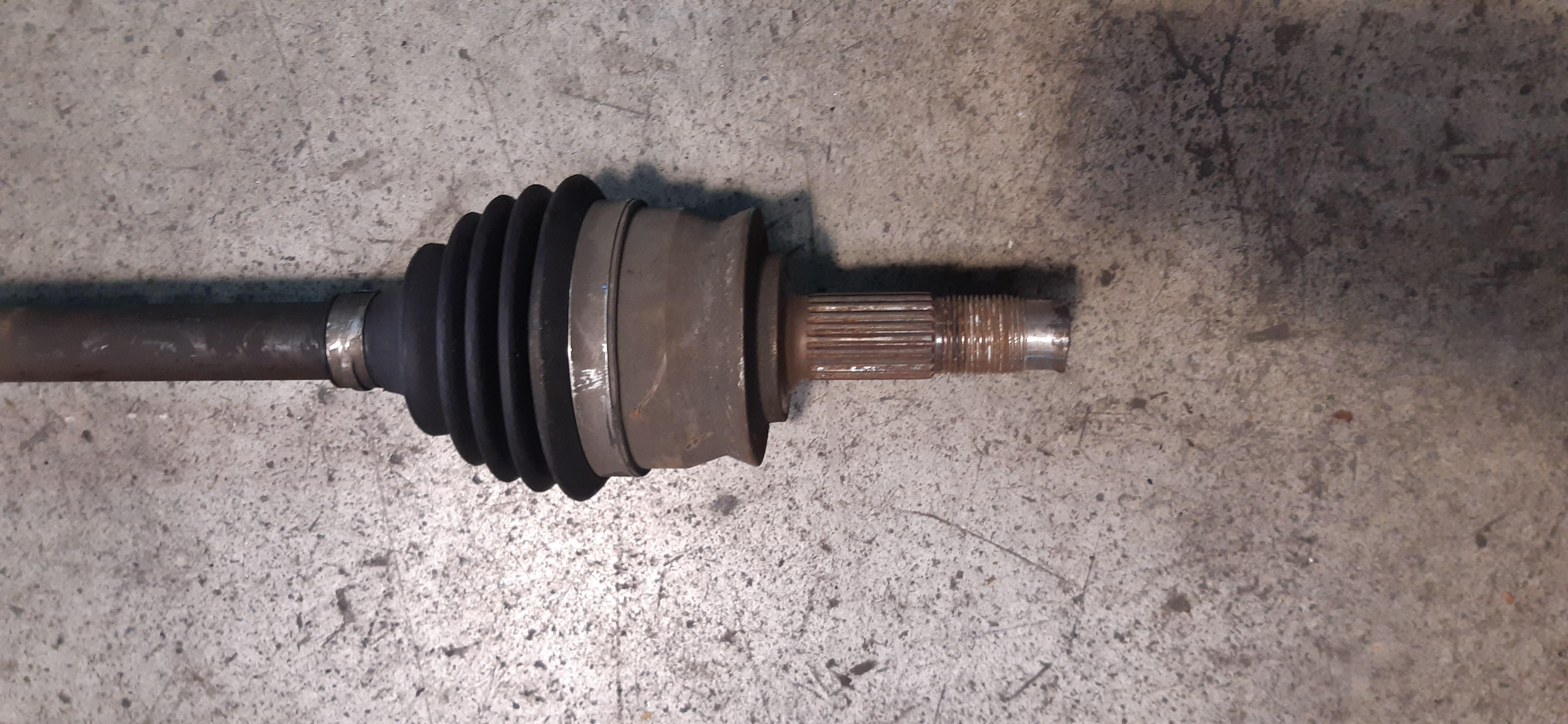 Semiasse Ant DX Fiat 500 1.2B 2013 169A4000 MECC2646