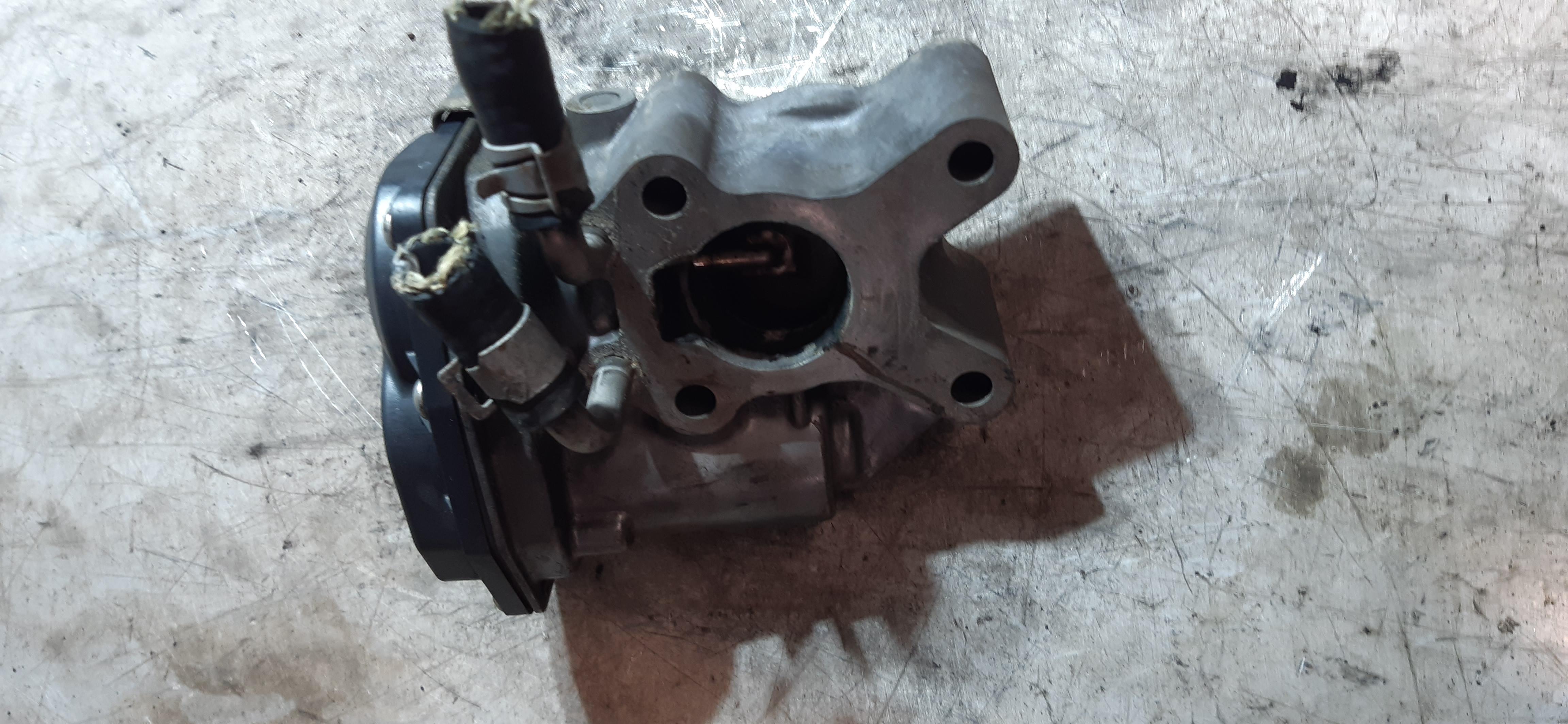 Valvola EGR  Nissan Navara 2.5D YD25    147105X00B CF489