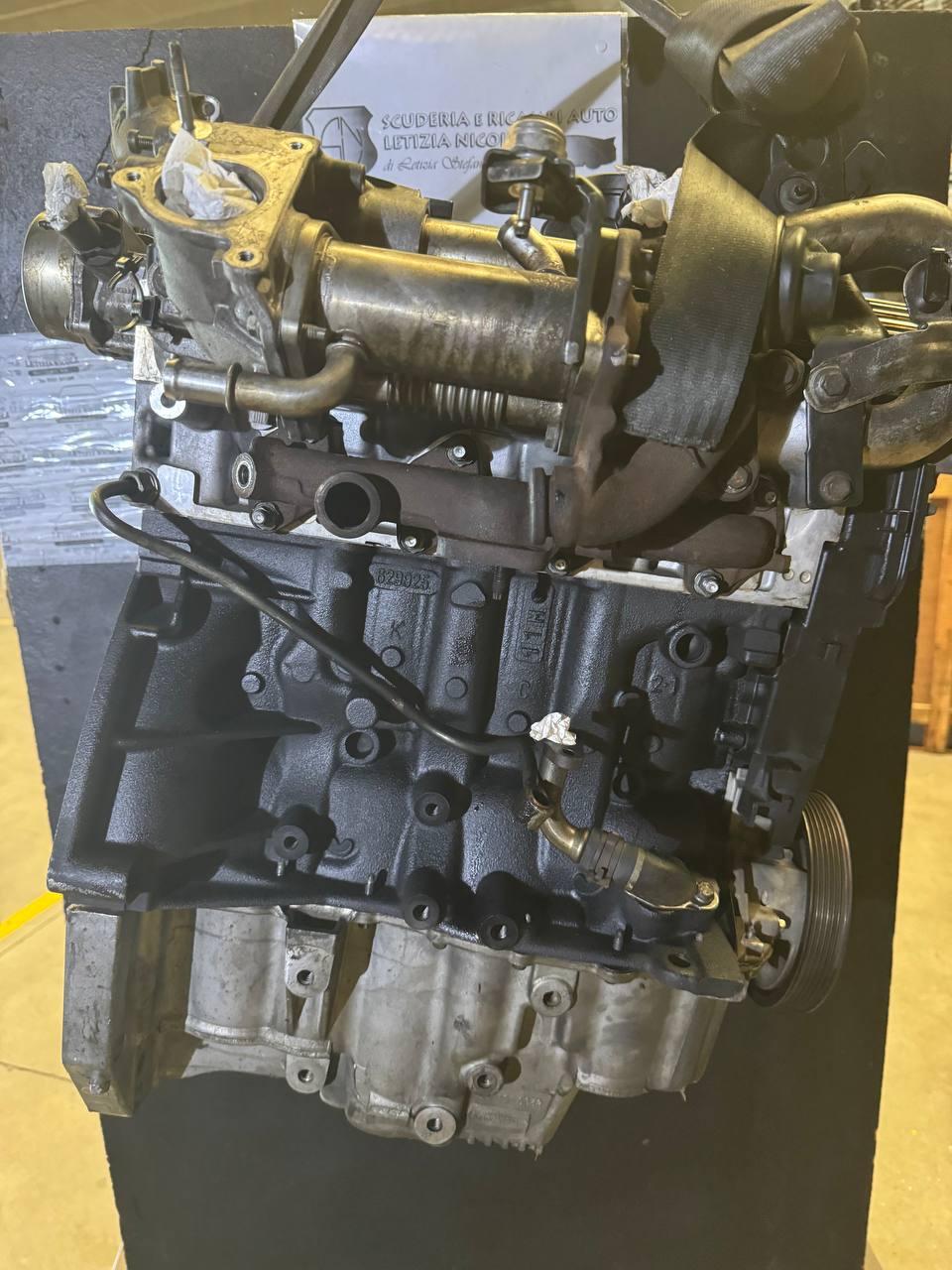 MOTORE RENAULT 1.5 DCI NUDO K9K SENZA TURBINA + SENZA INIETTORI MODELLO CONTINENTAL MTU542