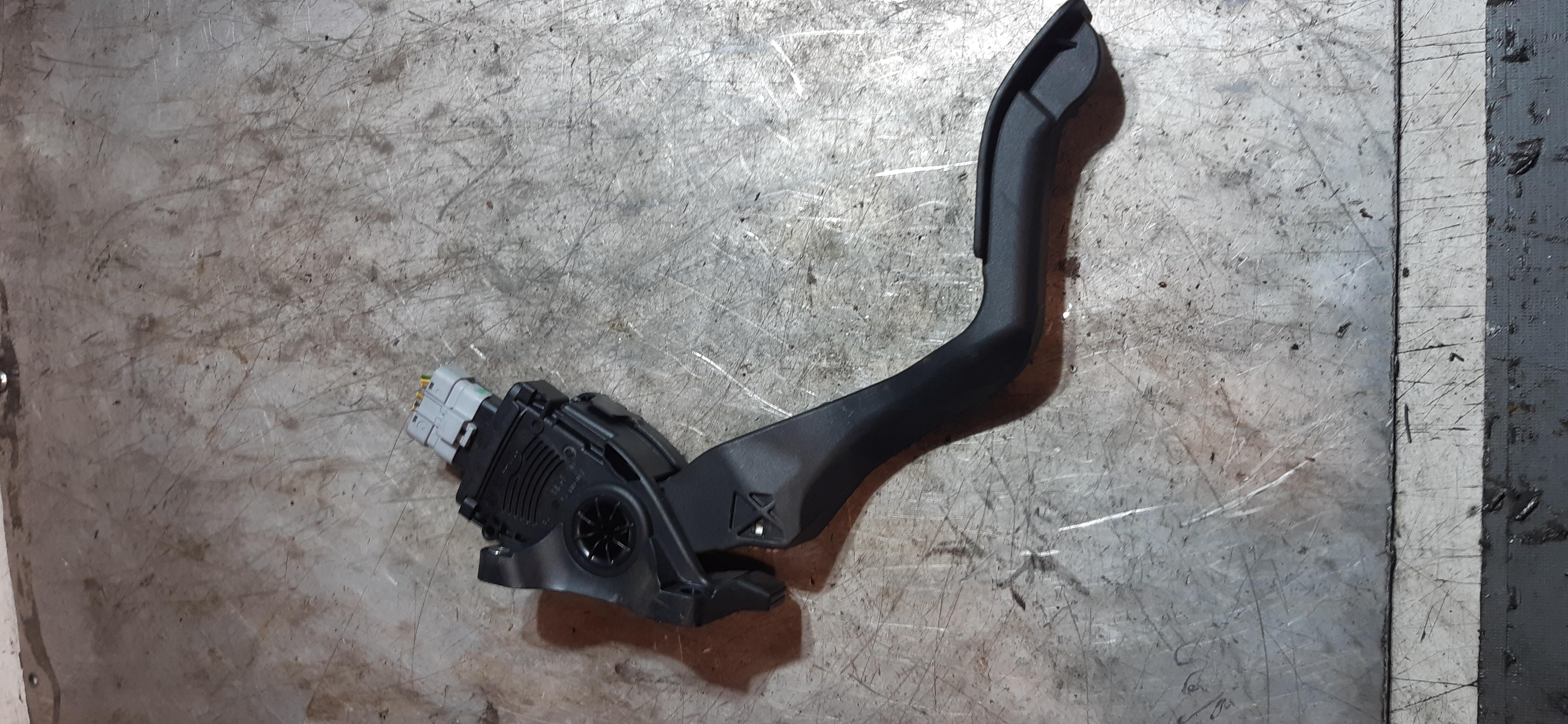 PEDALIERA ACCELERATORE PEUGEOT 208 1.2B 2016 9671433780 PEDAU339