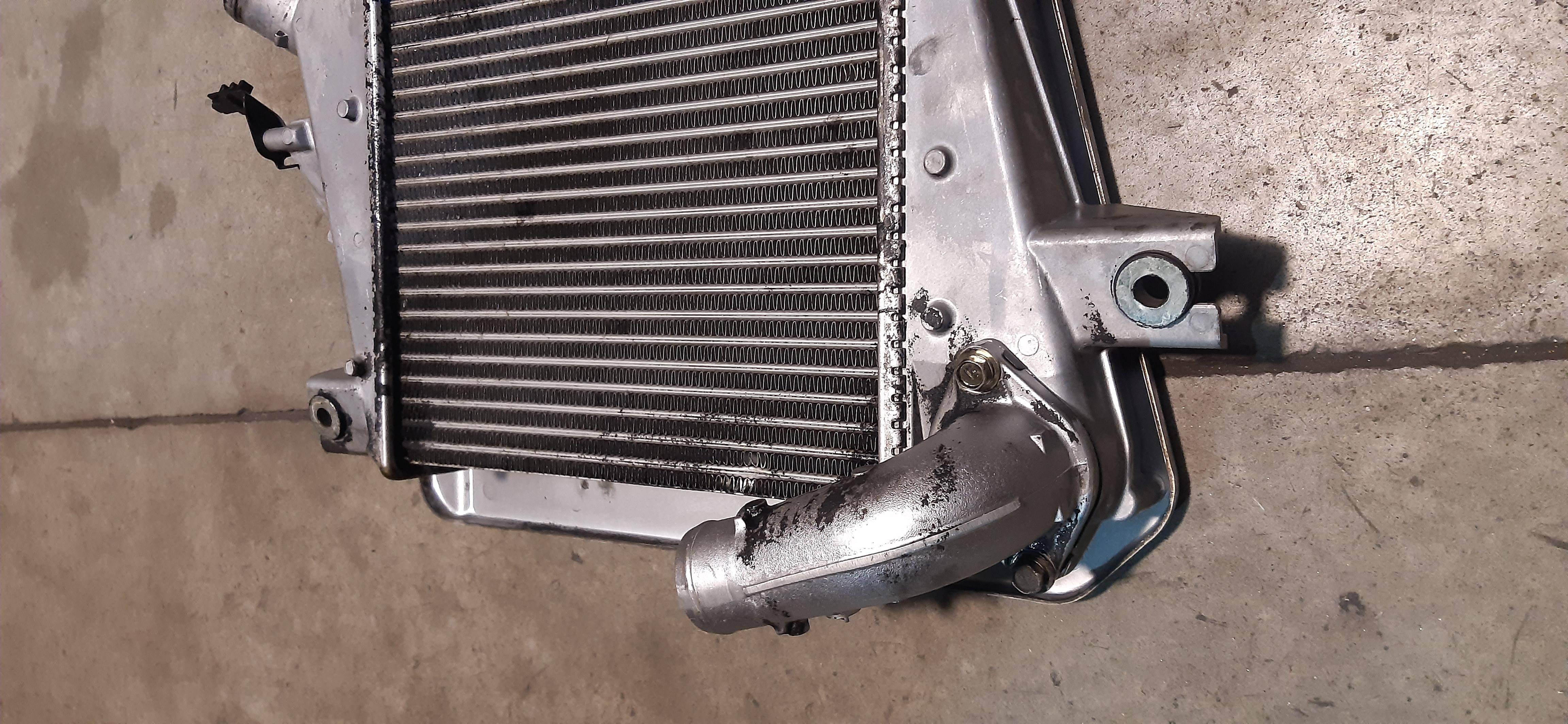 INTERCOOLER NISSAN X-TRAIL 2.2 YD22 INCO210