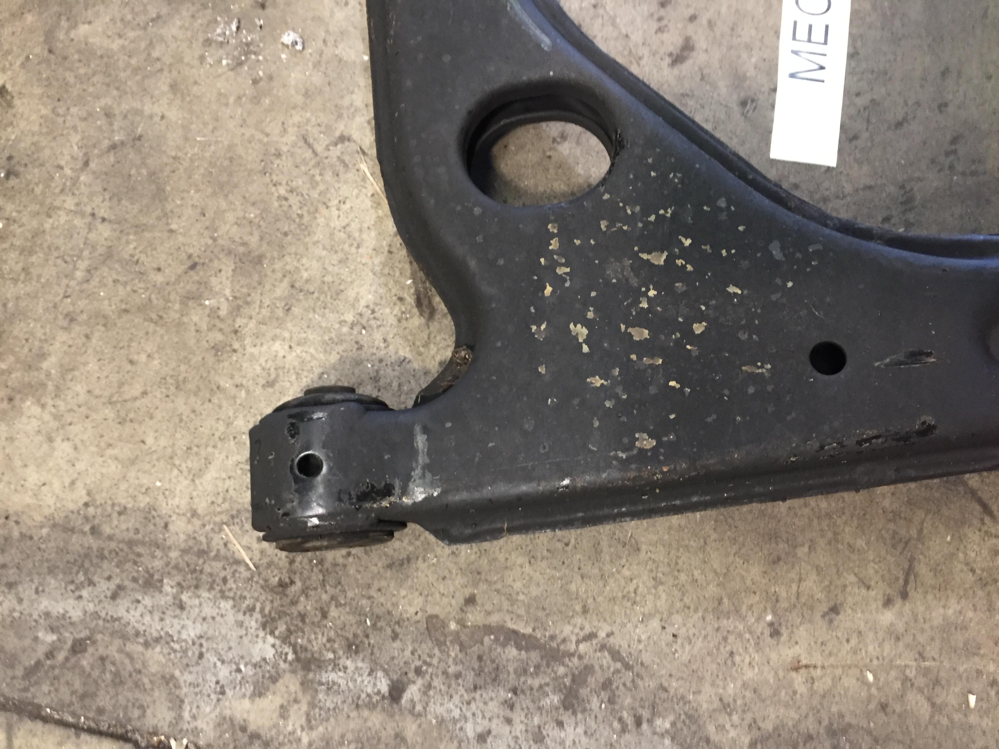 TRAPEZIO ANTERIORE DESTRO OPEL ZAFIRA 1.9 CDTI 8V 2007 MECC3018