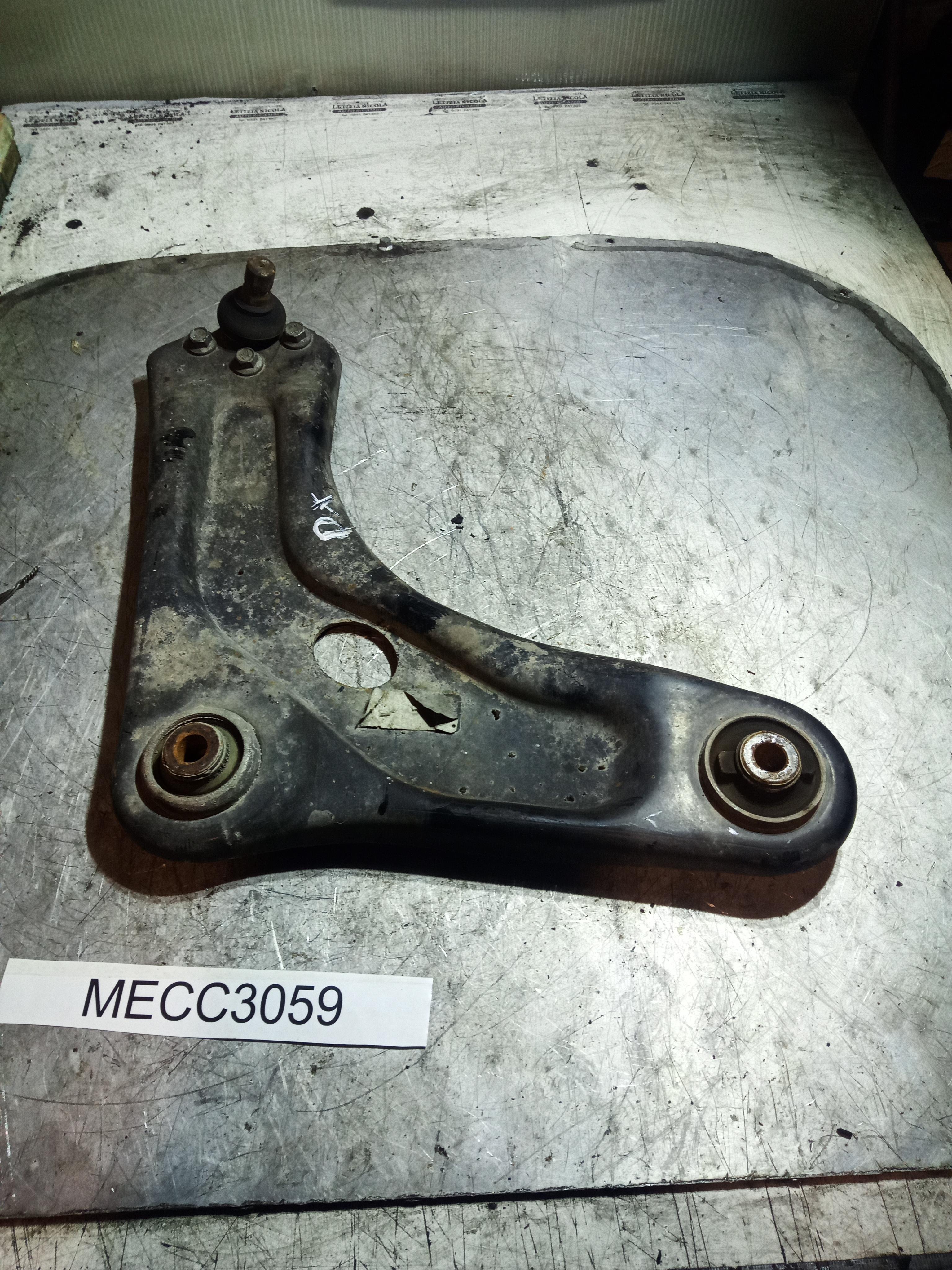 TRAPEZIO ANTERIORE DESTRO PEUGEOT 207 1.6TB 2010 MECC3059