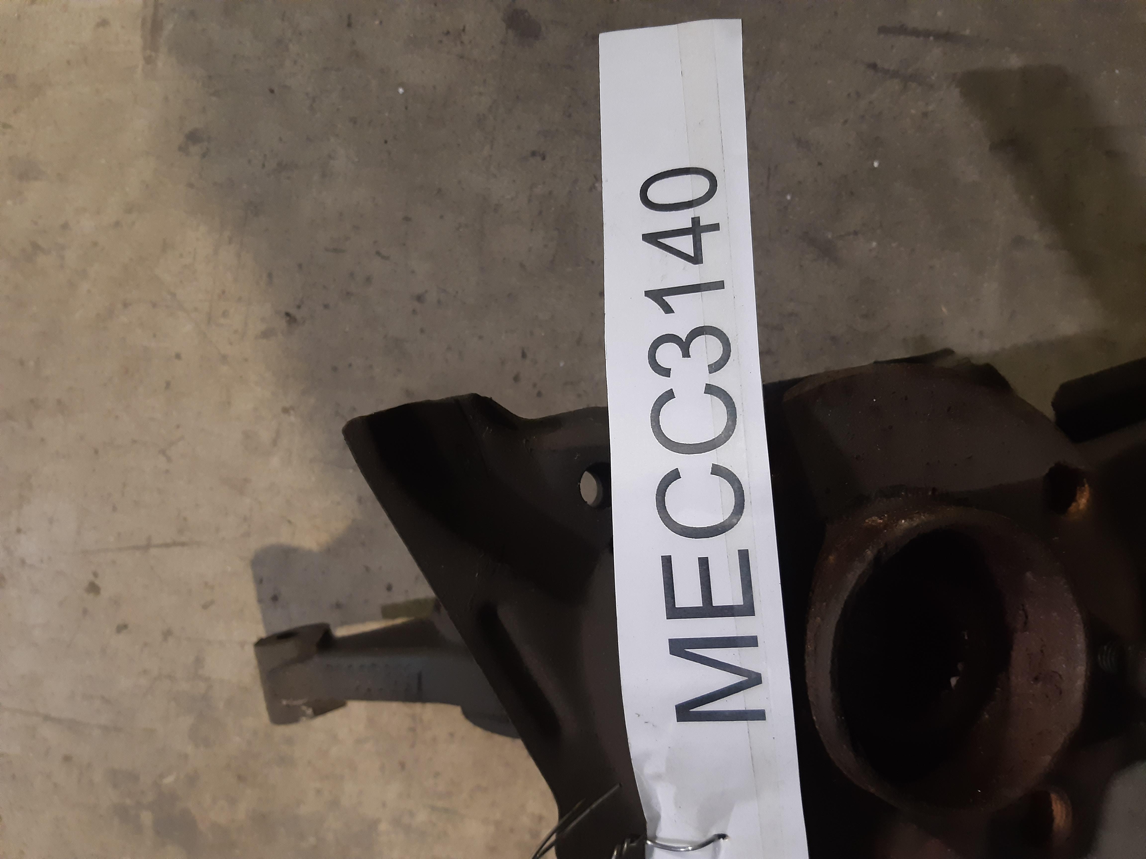 MOZZO ANTERIORE DESTRO FIAT PUNTO / DOBLO 1.9JTD MECC3140